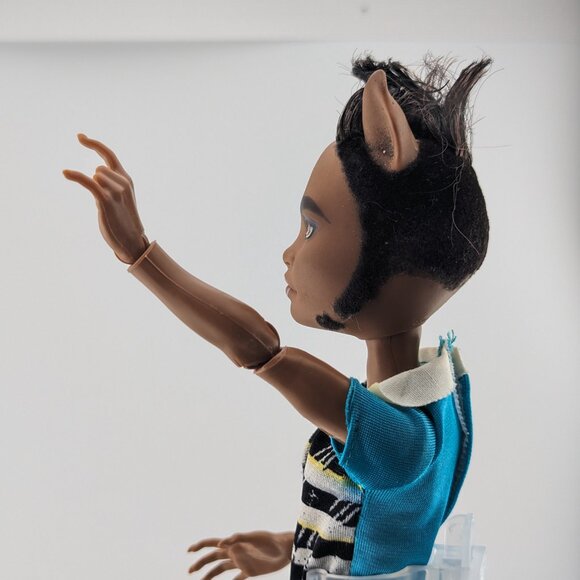 Monster High Clawd Wolf from A Pack of Trouble – Wolf Family 4-Pack - Picture 5 of 7